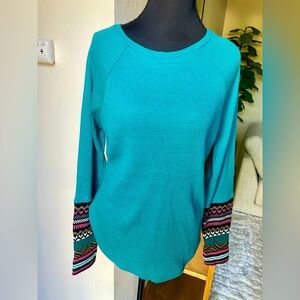 BeachLunchLounge Turquoise Waffle Knit sweater with sleeve detail- size Medium